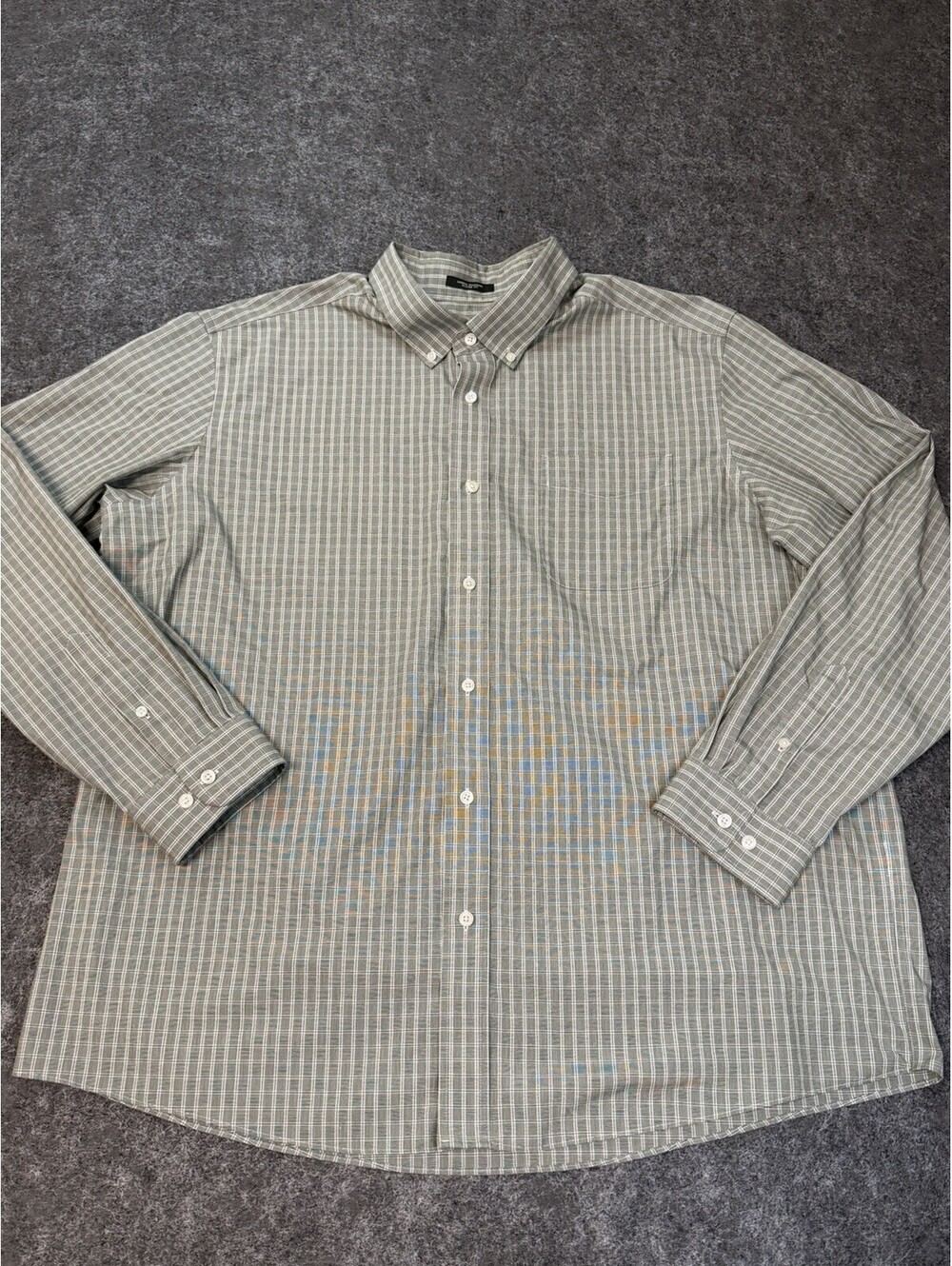 Eddie Bauer Men’s XXL Green Plaid Button Down Shirt Relaxed Fit Long Sleeve
